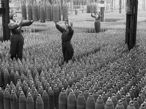Fábrica de munición durante la Primera Guerra Mundial