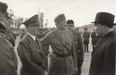 Hitler, Mannerheim, y Risto Ryti, presidente de Finlandia entre 1940 y 1944