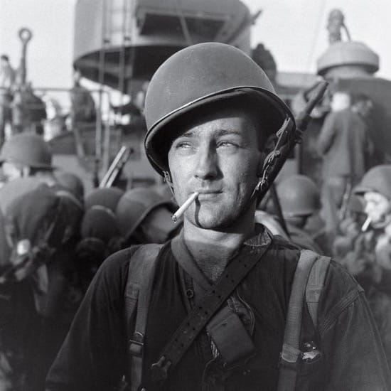 Un soldado listo para desembarca en Guadalcanal. Foto no publicada.