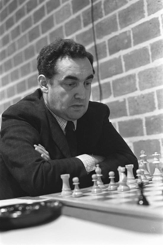 Perder contra Bobby Fischer hizo que el ruso Taimánov fuera tratado como un traidor a su país